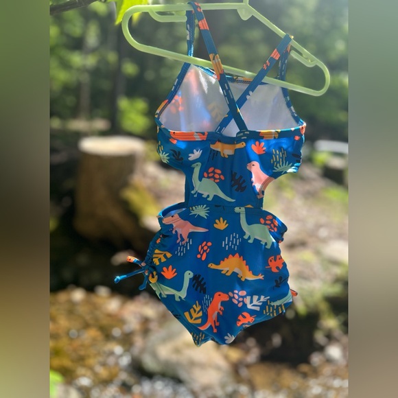 🌈 Cat & Jack Dinosaur One-Piece Swimsuit – 3T – Bright Blue with Cut-Out Sides 🦖 - Picture 9 of 13